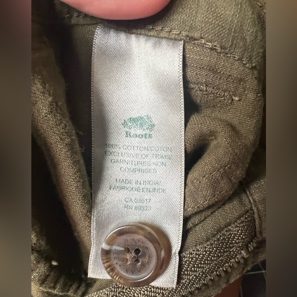 EUC - Roots Olive Green Women's Shorts Size 6 (waist 16”) - Picture 5 of 6